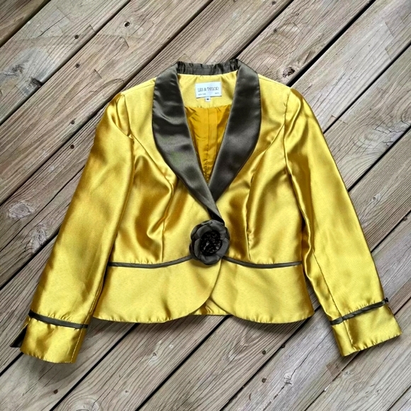 Lilly&Taylor 2 Piece Skirt and Jacket Size Women 22 Gold - Picture 3 of 8